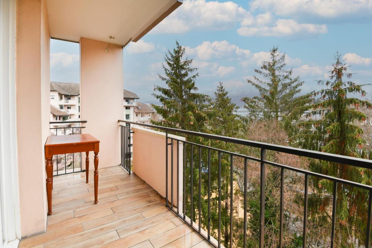 Nice Apartment With Balcony Very Close To The City Center Άννεσι Εξωτερικό φωτογραφία